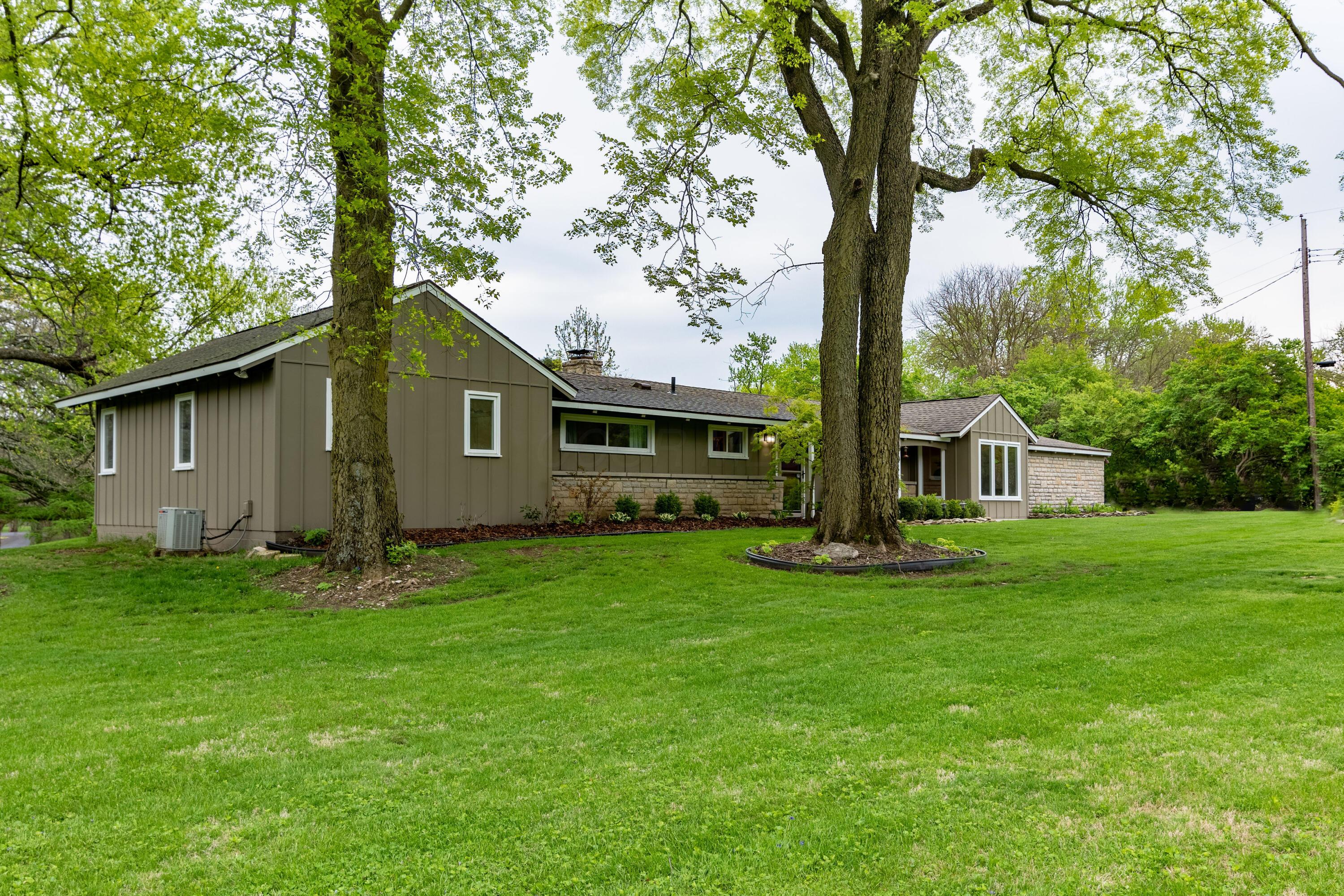 Columbus, Ohio 43221, United States, 3 Bedrooms Bedrooms, ,3 BathroomsBathrooms,Residential,Active,237867