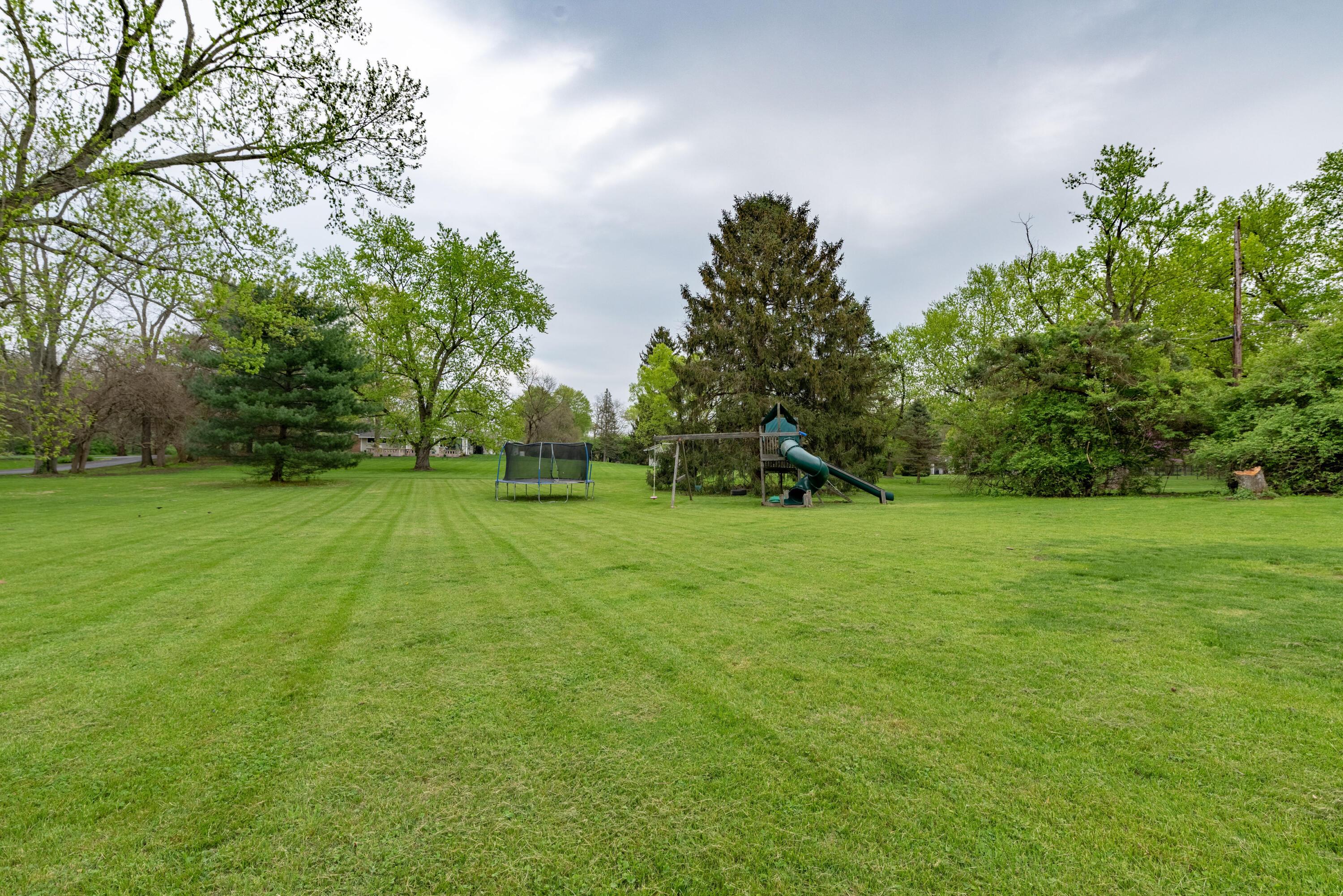 Columbus, Ohio 43221, United States, 3 Bedrooms Bedrooms, ,3 BathroomsBathrooms,Residential,Active,237867