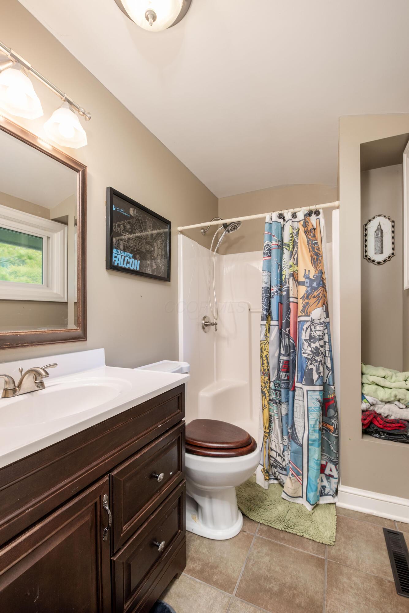 Columbus, Ohio 43221, United States, 3 Bedrooms Bedrooms, ,3 BathroomsBathrooms,Residential,Active,237867