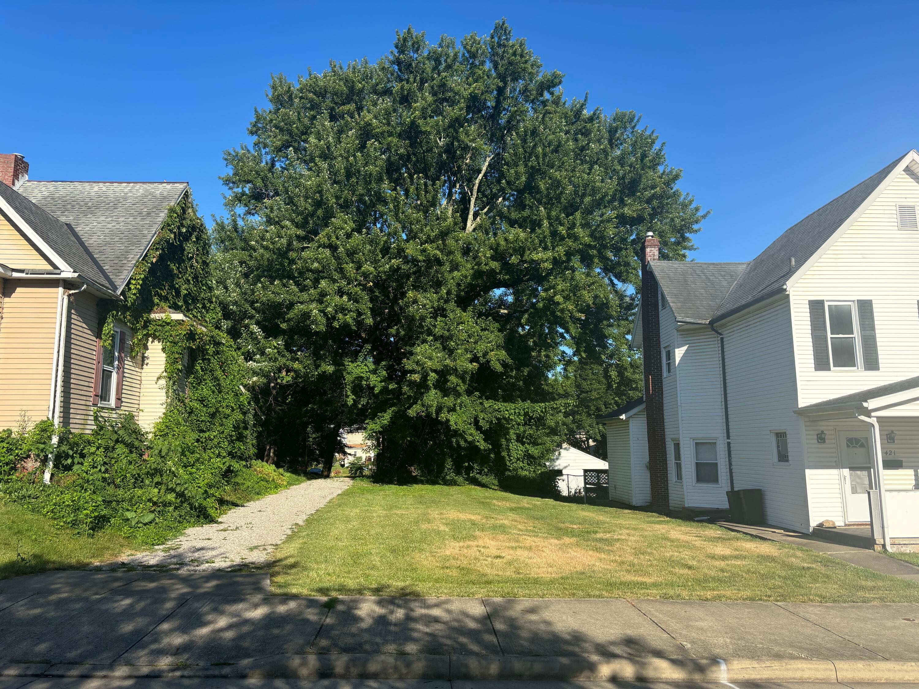 419 N 8th Street, Cambridge, Ohio image 1
