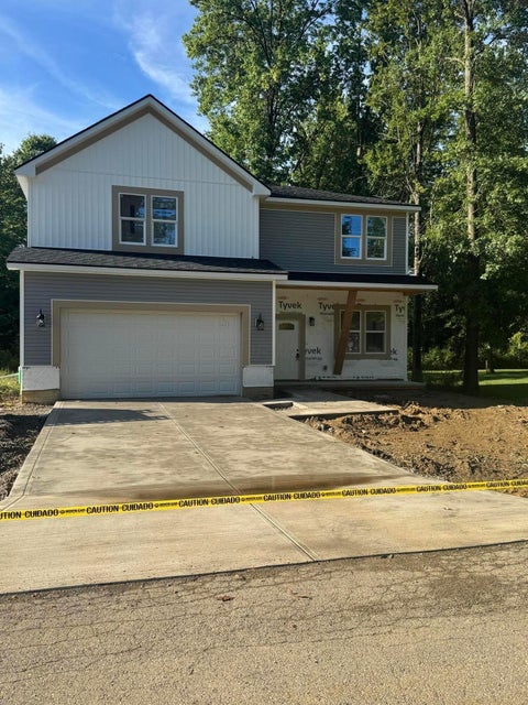 Photo of 2689 Abington Road, Columbus, OH 43231 (MLS # 226034847)