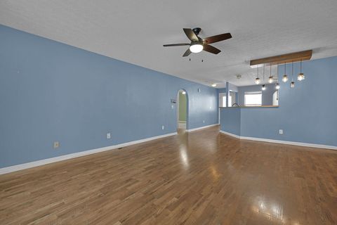 Tiny photo for 5620 Readers Street, Canal Winchester, OH 43110 (MLS # 225044973)