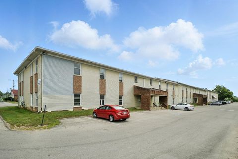 Photo of 2234 S Hamilton Road 103 #103, Columbus, OH 43232 (MLS # 226009418)