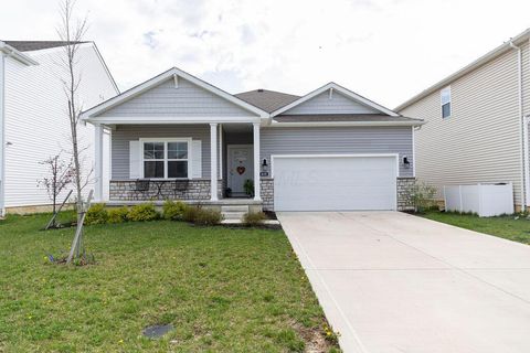 Photo of 433 Sandburg Drive, Lithopolis, OH 43136 (MLS # 226010495)