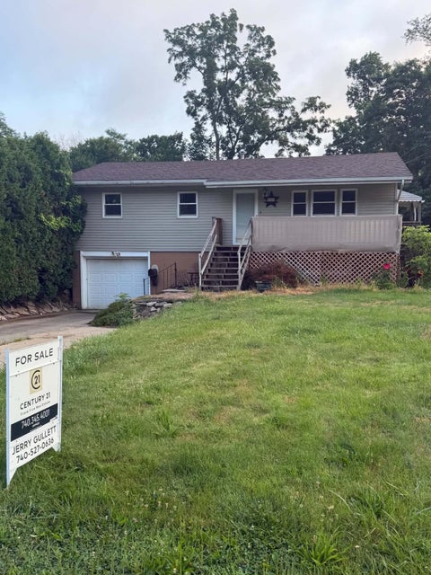 Photo of 437 Brenda Drive, Mansfield, OH 44907 (MLS # 226027382)