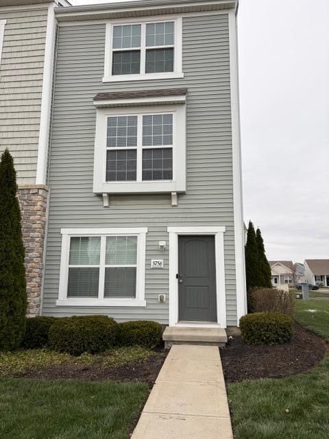 Photo of 5756 Hayden Run Road, Dublin, OH 43016 (MLS # 226008696)