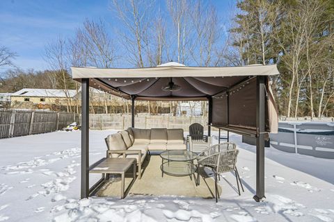 Tiny photo for 2 Blair Court, Nelsonville, OH 45764 (MLS # 226003148)