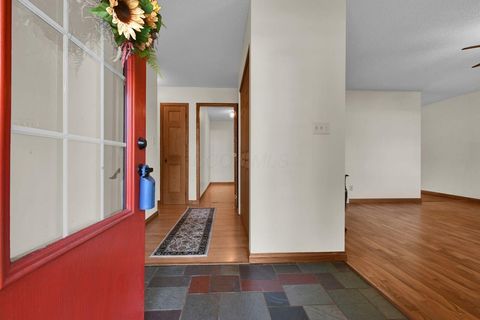 Tiny photo for 49 Kenwick Circle, Granville, OH 43023 (MLS # 225039579)