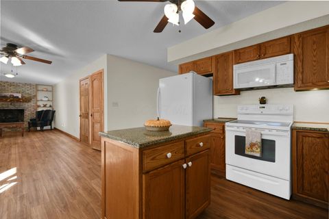 Tiny photo for 49 Kenwick Circle, Granville, OH 43023 (MLS # 225039579)