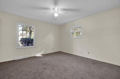 Tiny photo for 49 Kenwick Circle, Granville, OH 43023 (MLS # 225039579)
