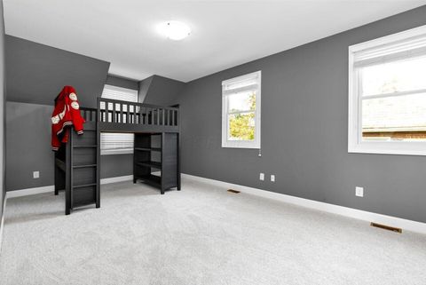 Tiny photo for 5818 Crescent Court, Worthington, OH 43085 (MLS # 225036953)