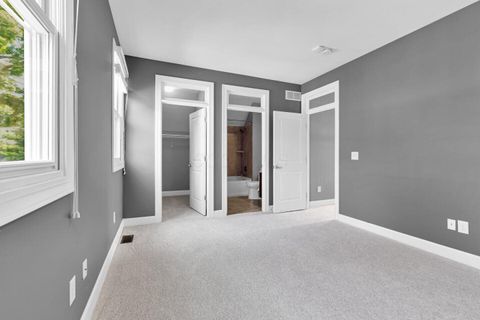 Tiny photo for 5818 Crescent Court, Worthington, OH 43085 (MLS # 225036953)