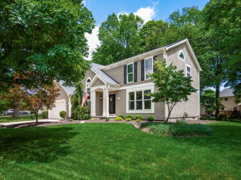 Photo of 499 Delaneys Circle, Powell, OH 43065 (MLS # 226024850)