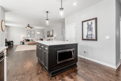 Tiny photo for 169 Chestnut Commons Drive, Commercial Point, OH 43116 (MLS # 225037180)
