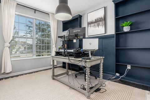 Tiny photo for 169 Chestnut Commons Drive, Commercial Point, OH 43116 (MLS # 225037180)