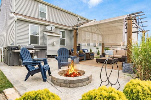 Tiny photo for 169 Chestnut Commons Drive, Commercial Point, OH 43116 (MLS # 225037180)