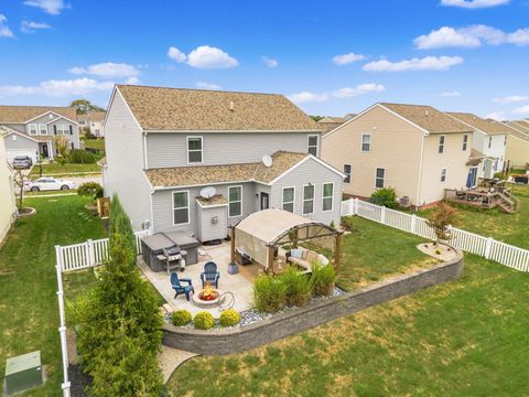Tiny photo for 169 Chestnut Commons Drive, Commercial Point, OH 43116 (MLS # 225037180)