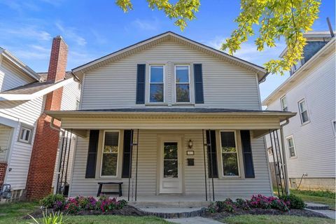 Photo of 1512 Indianola Avenue, Columbus, OH 43201 (MLS # 226006505)