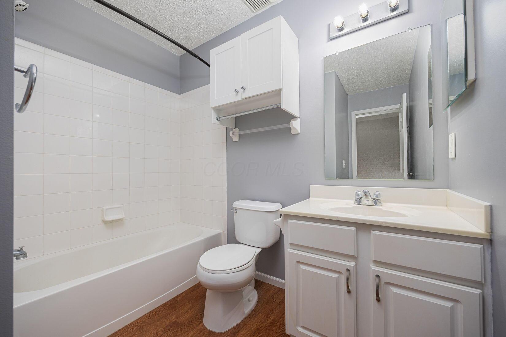 6127 Eden Valley Drive, Westerville, Ohio image 30