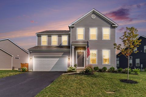 Photo of 355 Cherry Hills Road, Commercial Point, OH 43116 (MLS # 226027850)