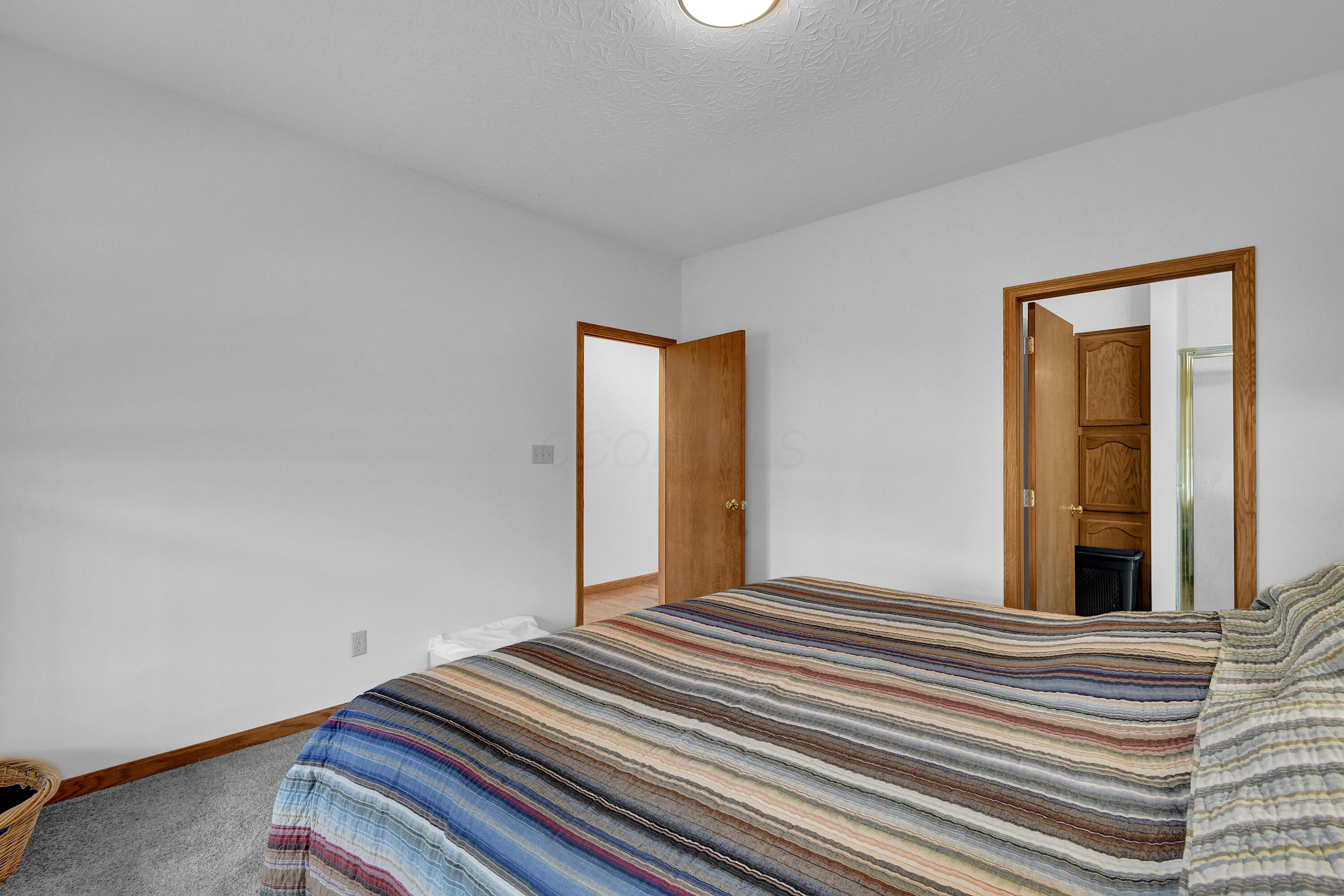 15375 Mound Builders Road, Glenford, Ohio image 21