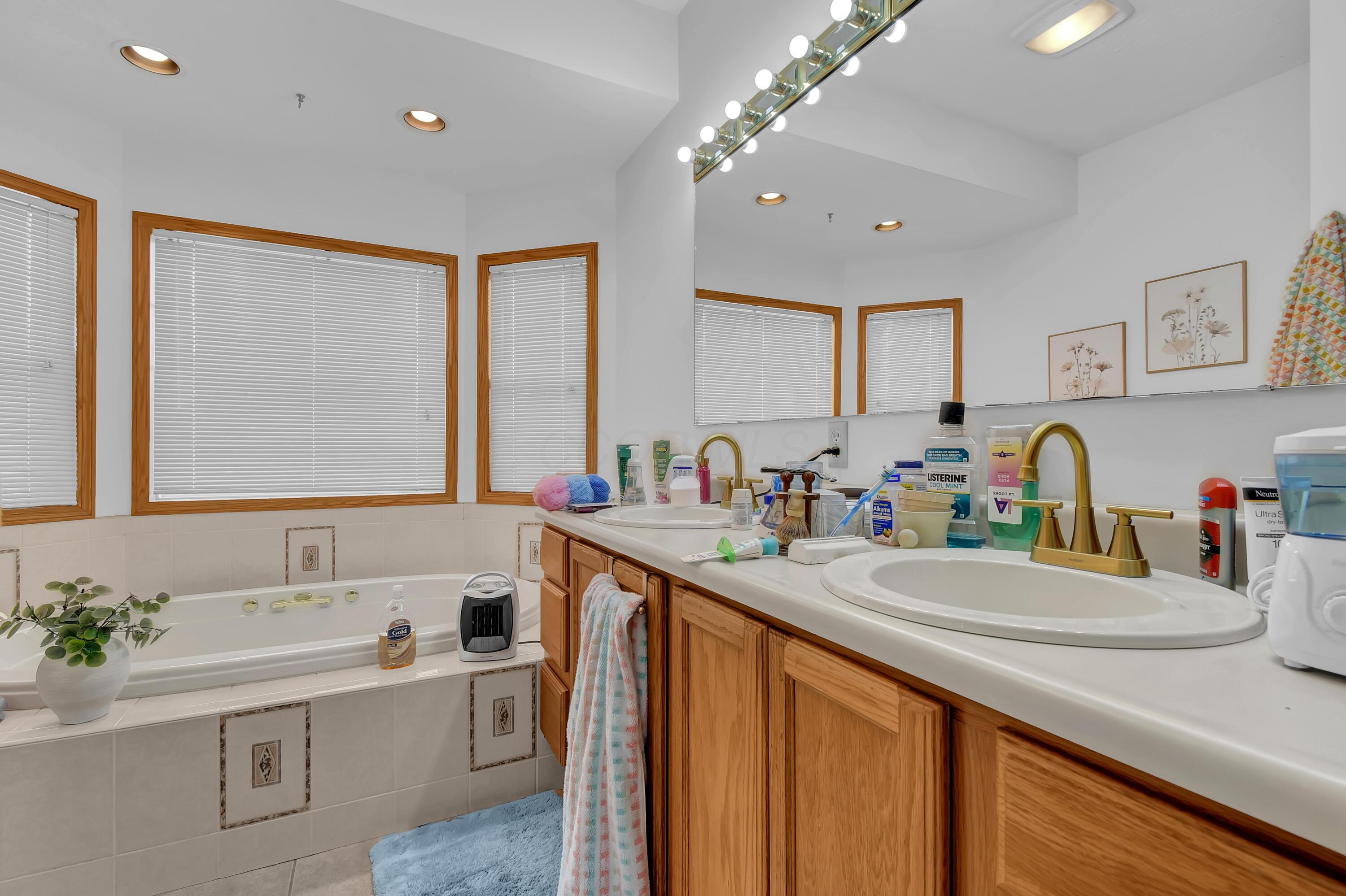 15375 Mound Builders Road, Glenford, Ohio image 23