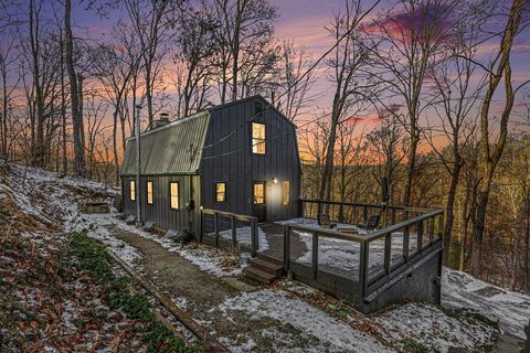 Photo of 505 Natchez Lane, Sugar Grove, OH 43155 (MLS # 226002329)