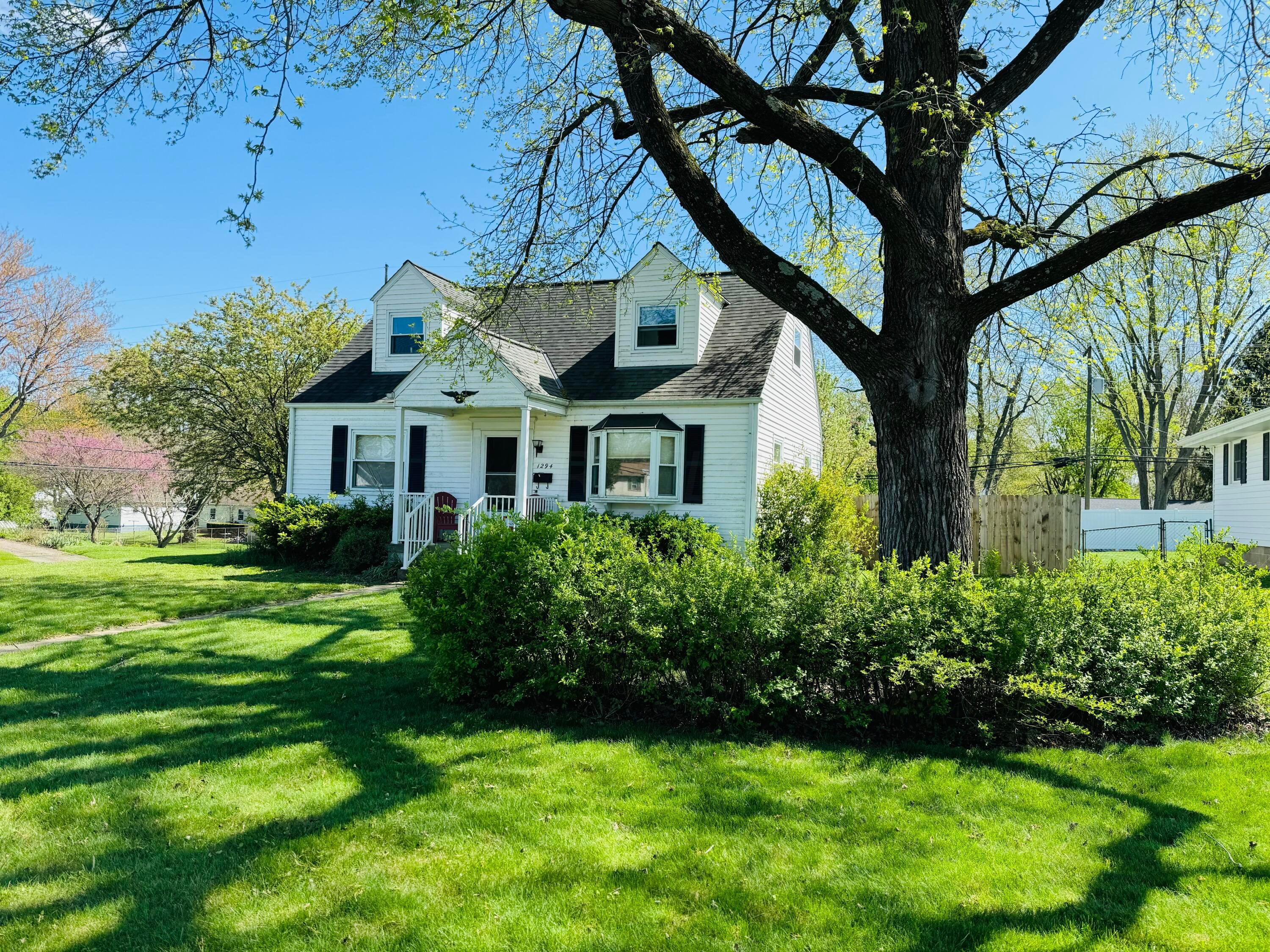 1294 E Fair Avenue, Lancaster, Ohio image 2