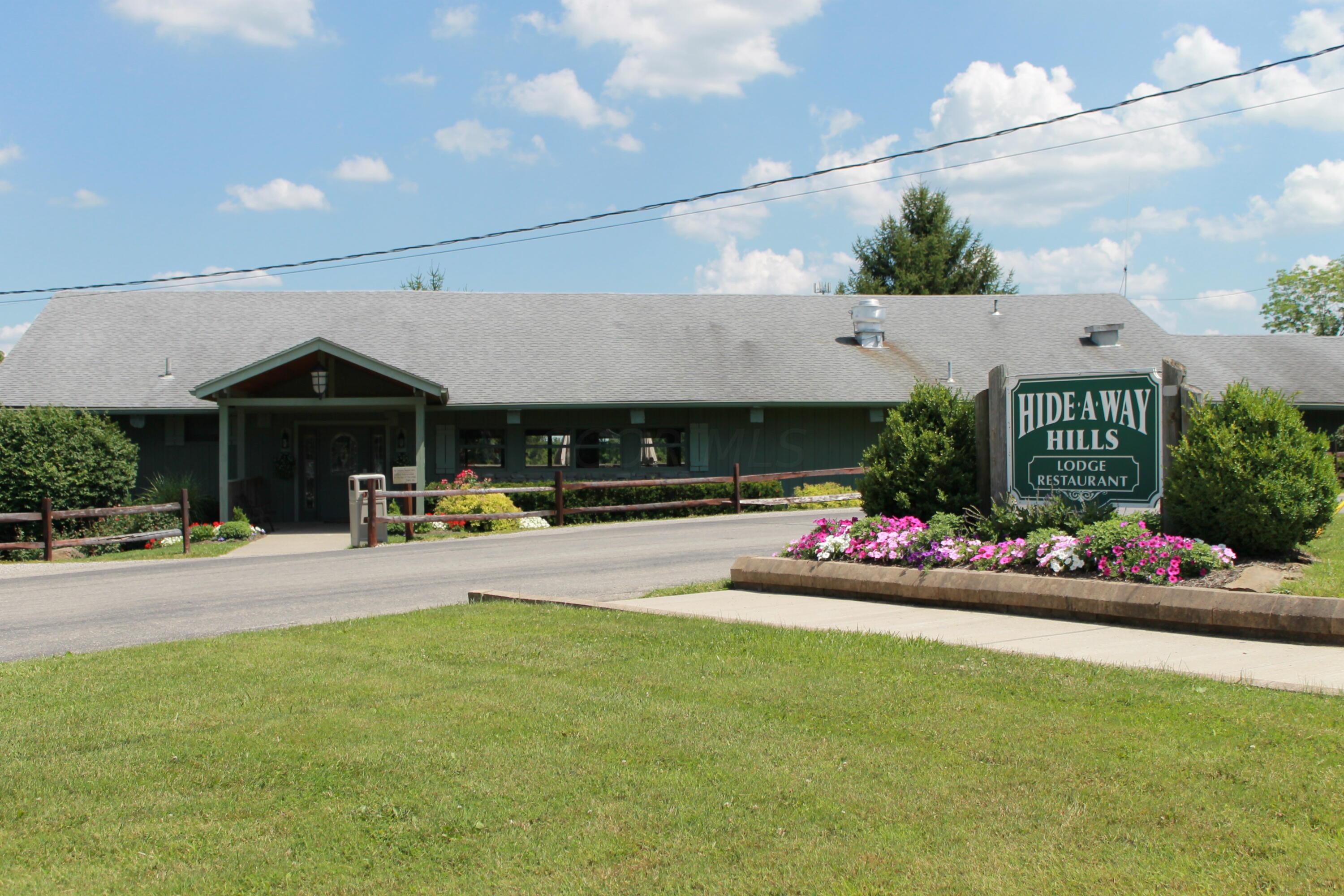 408 Mohican Lane, Sugar Grove, Ohio image 20