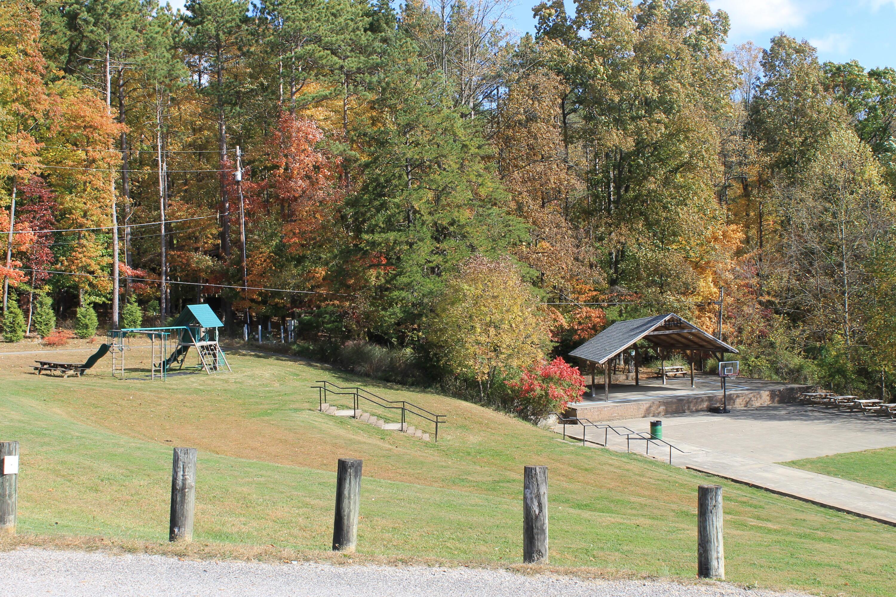 408 Mohican Lane, Sugar Grove, Ohio image 26