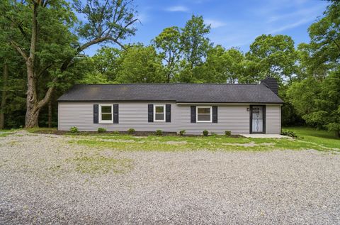 Photo of 311 N Park Drive, Baltimore, OH 43105 (MLS # 226021964)
