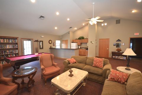 Tiny photo for 4636 Collingville Way 22 #22, Columbus, OH 43230 (MLS # 225036736)