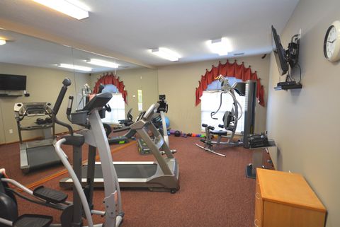 Tiny photo for 4636 Collingville Way 22 #22, Columbus, OH 43230 (MLS # 225036736)
