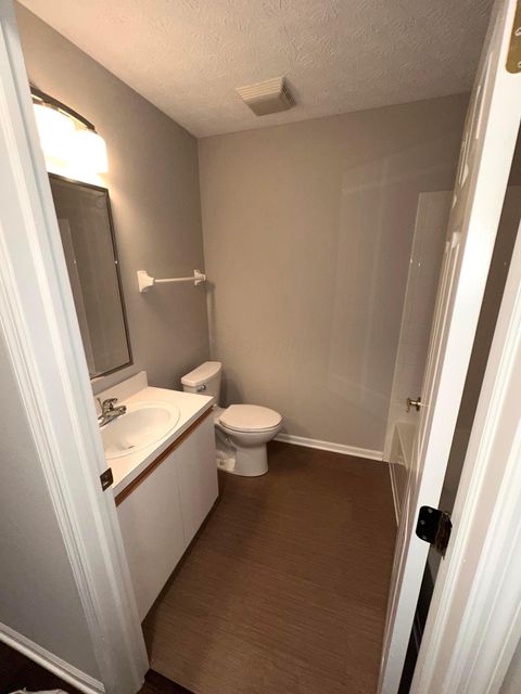 Tiny photo for 4636 Collingville Way 22 #22, Columbus, OH 43230 (MLS # 225036736)