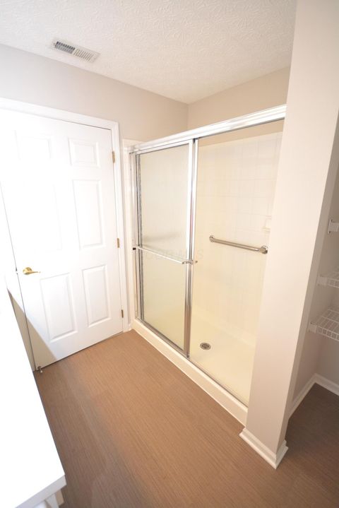 Tiny photo for 4636 Collingville Way 22 #22, Columbus, OH 43230 (MLS # 225036736)