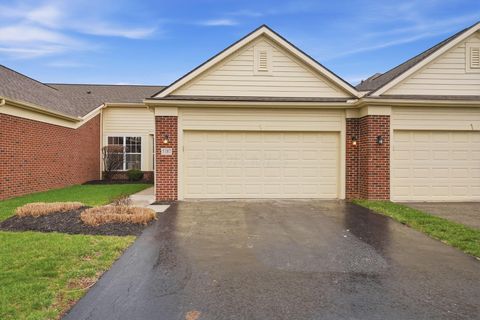 Photo of 5787 Burke Circle, New Albany, OH 43054 (MLS # 226008353)