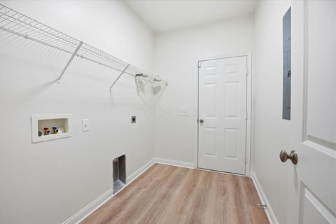 Tiny photo for 5787 Burke Circle, New Albany, OH 43054 (MLS # 226008353)
