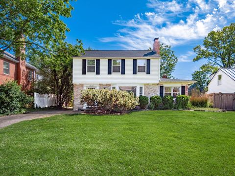 Photo of 2028 Wyandotte Road, Columbus, OH 43212 (MLS # 226016224)