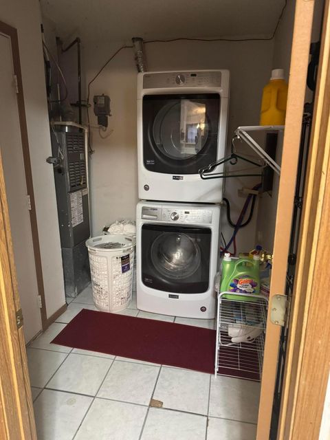 Tiny photo for 1174 Creekview Court 9-1174 #9-1174, Lancaster, OH 43130 (MLS # 226002801)