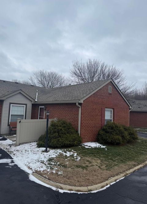 Photo of 1174 Creekview Court 9-1174 #9-1174, Lancaster, OH 43130 (MLS # 226002801)
