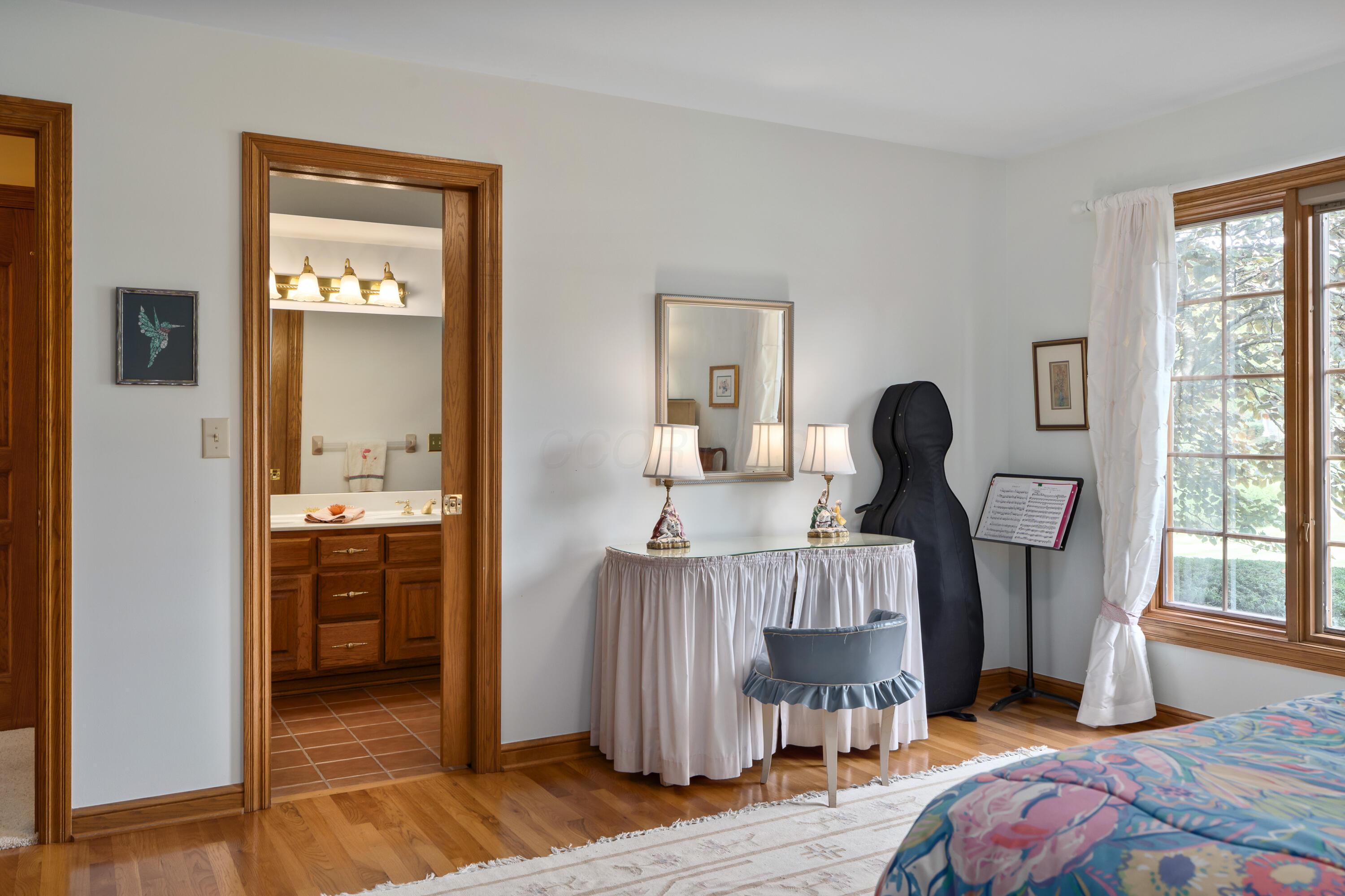 Powell, Ohio 43065, United States, 3 Bedrooms Bedrooms, ,3 BathroomsBathrooms,Residential,Active,178455