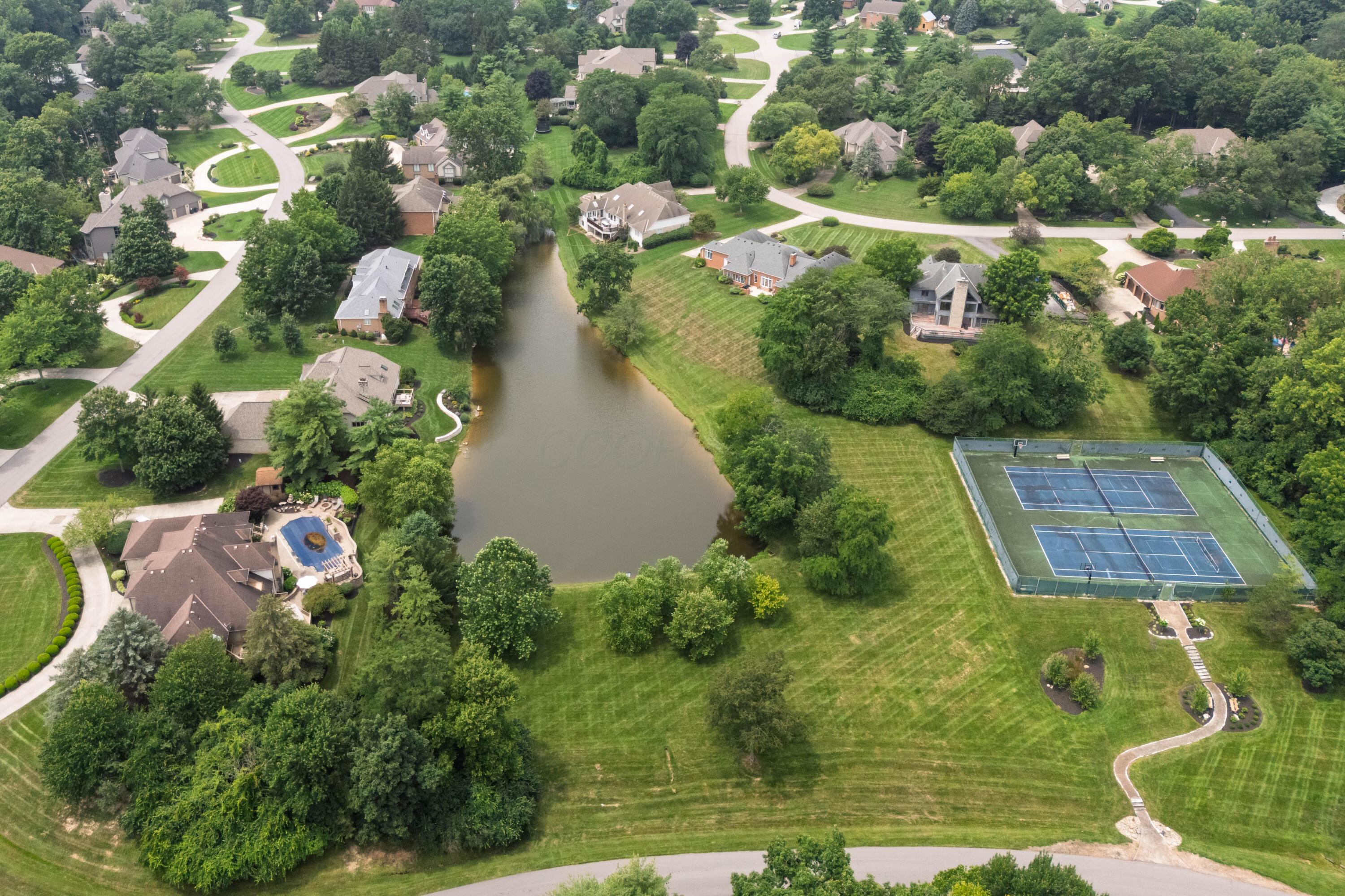 Powell, Ohio 43065, United States, 3 Bedrooms Bedrooms, ,3 BathroomsBathrooms,Residential,Active,178455