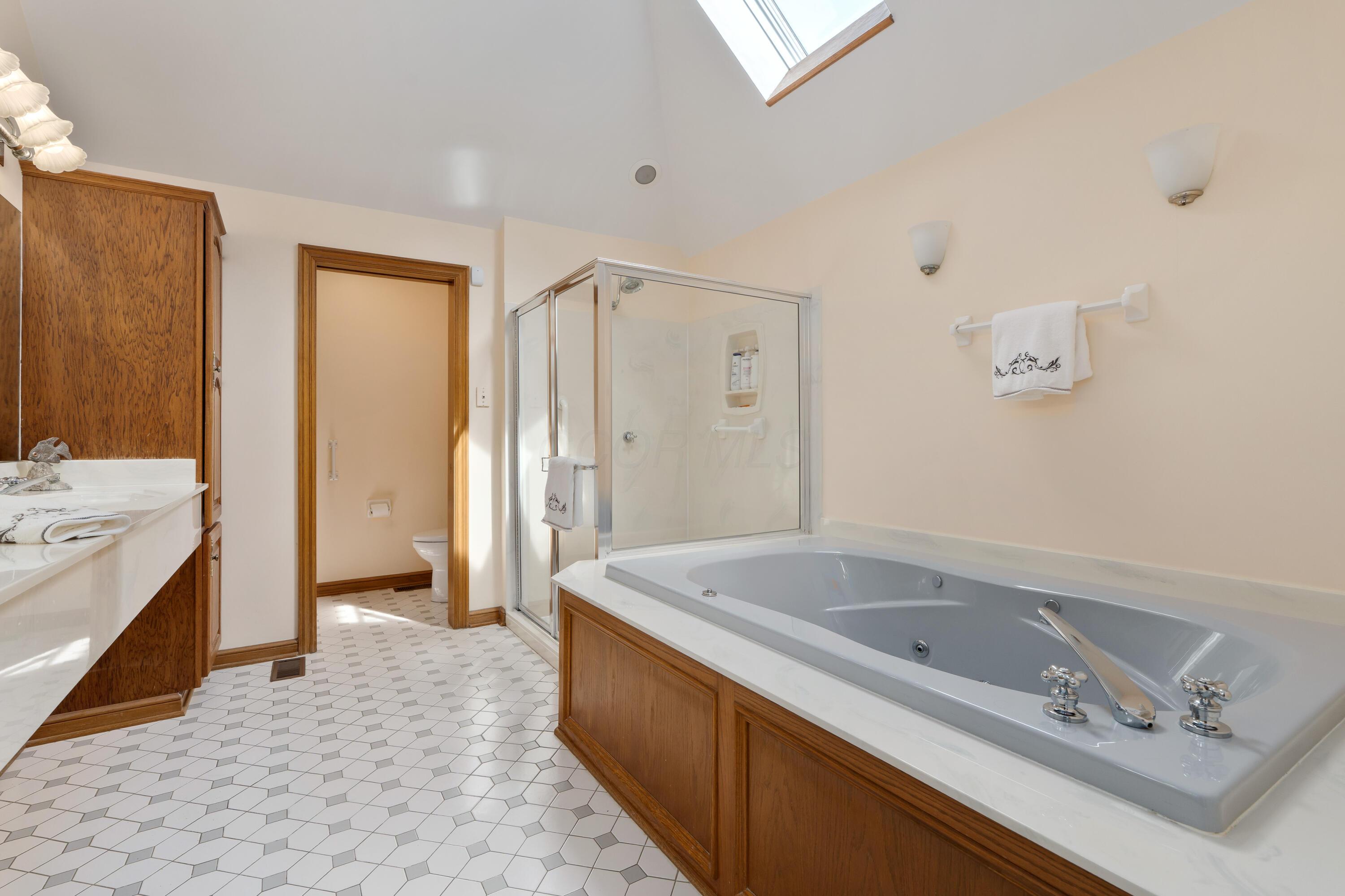 Powell, Ohio 43065, United States, 3 Bedrooms Bedrooms, ,3 BathroomsBathrooms,Residential,Active,178455