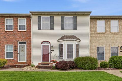 Photo of 1055 Crestfield Street B #B, Ontario, OH 44906 (MLS # 226014309)