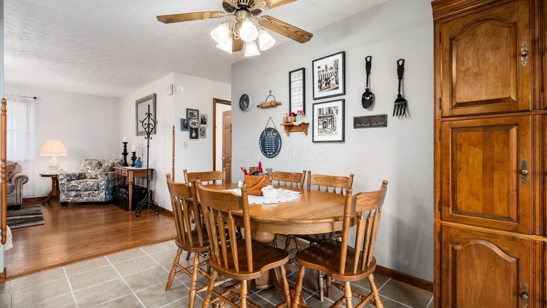 2945 Hidden Mound Drive, Zanesville, Ohio image 12