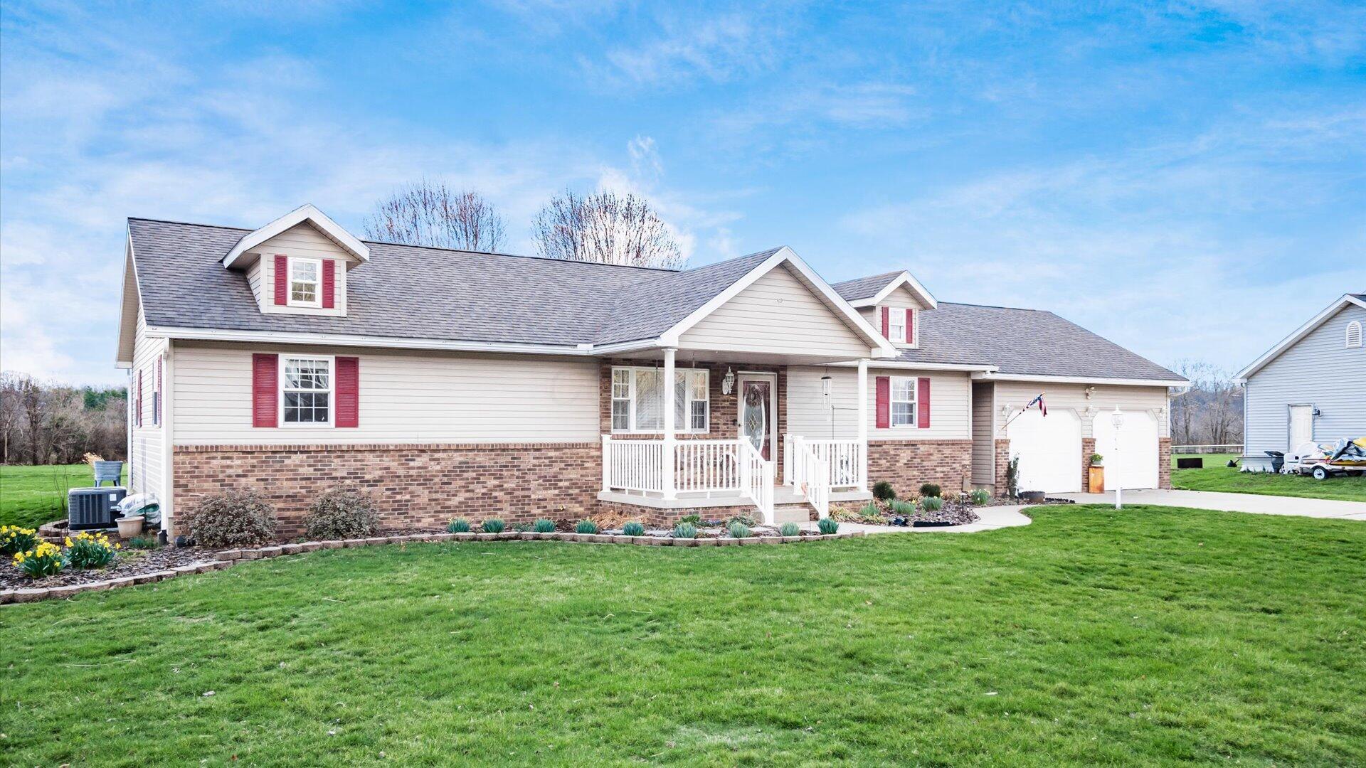 2945 Hidden Mound Drive, Zanesville, Ohio image 5