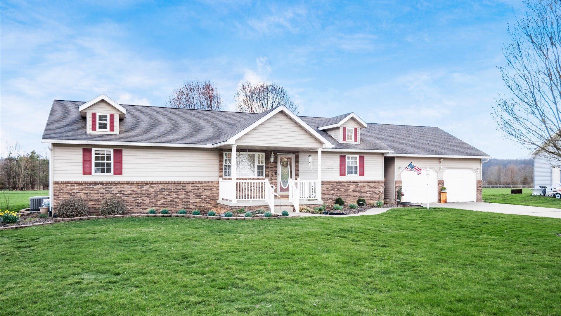 2945 Hidden Mound Drive, Zanesville, Ohio image 4