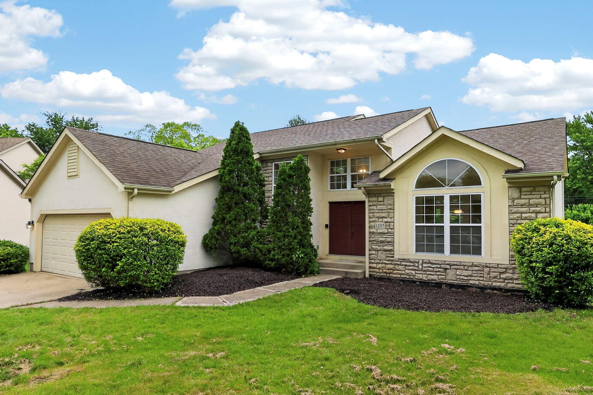 1257 Flagstone Square