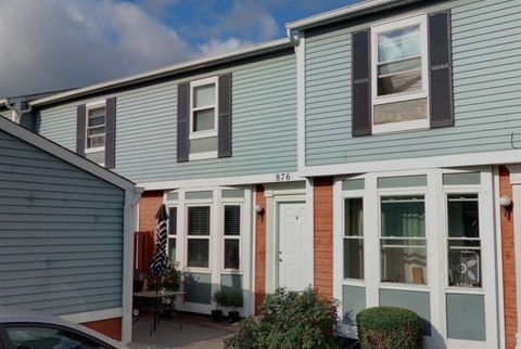 Photo of 876 Annagladys Drive E3 #E3, Worthington, OH 43085 (MLS # 226027645)