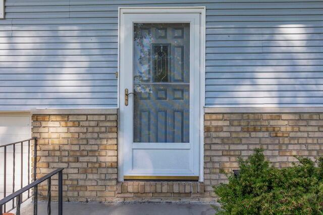 13388 Eagle Drive